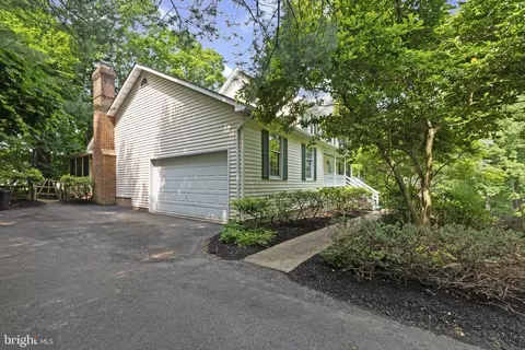 6 Constantine Dr, Phoenix, MD 21131 photo 3