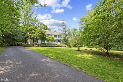 6 Constantine Dr, Phoenix, MD 21131 photo 2