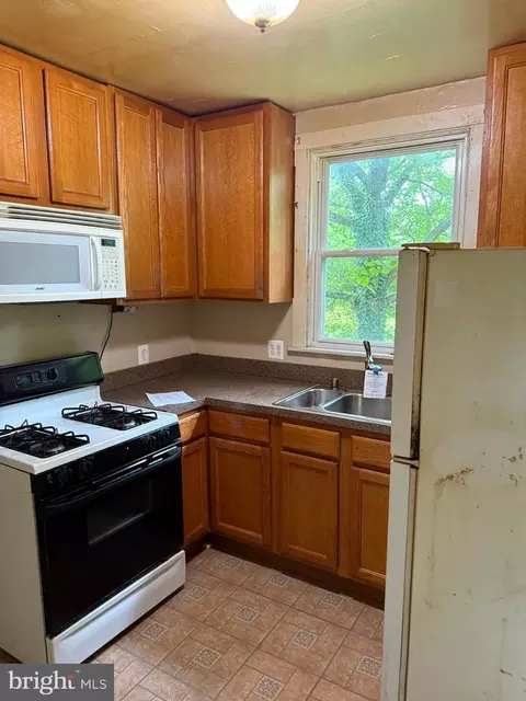 Kitchen - 3602 Tulip Ave, Halethorpe, MD 21227 photo 2 of 2