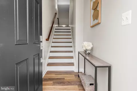Entry Way - 913 Sandy Run, Middle River, MD 21220 photo 1 of 9