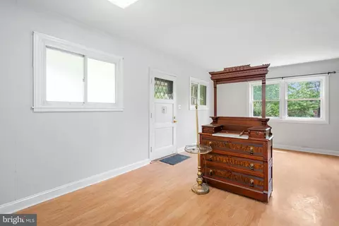 2000 Longview Ct, Rosedale, MD 21237 photo 8