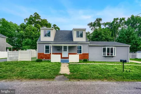 799 Platinum Ave, Essex, MD 21221