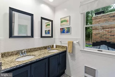 Bath - 12851 Stone Eagle Rd, Phoenix, MD 21131 photo 4 of 8
