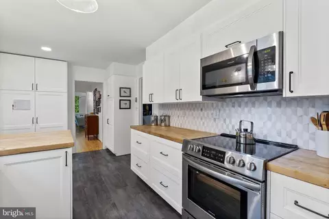 Kitchen - 12851 Stone Eagle Rd, Phoenix, MD 21131 photo 4 of 4