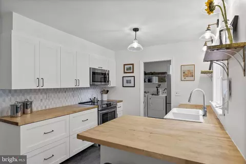 Kitchen - 12851 Stone Eagle Rd, Phoenix, MD 21131 photo 2 of 4
