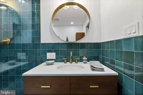 Bath - 12851 Stone Eagle Rd, Phoenix, MD 21131 photo 7 of 8