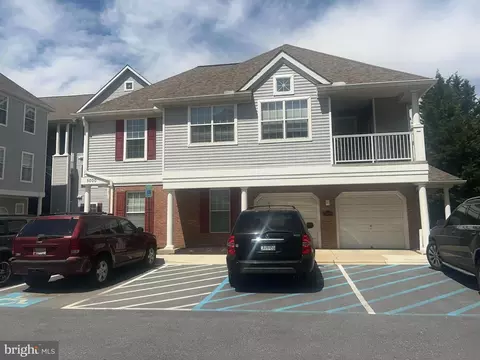 5000 Hollington Dr, Owings Mills, MD 21117