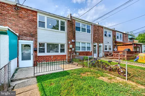 925 Catawba Ct, Halethorpe, MD 21227 photo 2