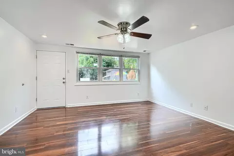 925 Catawba Ct, Halethorpe, MD 21227 photo 9