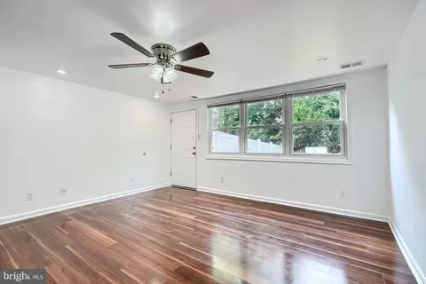 925 Catawba Ct, Halethorpe, MD 21227 photo 10