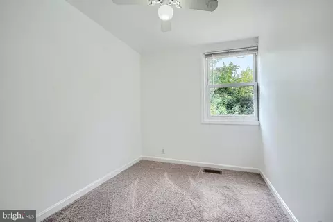 925 Catawba Ct, Halethorpe, MD 21227 photo 17