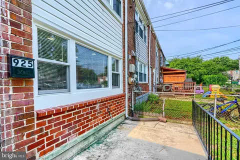 925 Catawba Ct, Halethorpe, MD 21227 photo 4