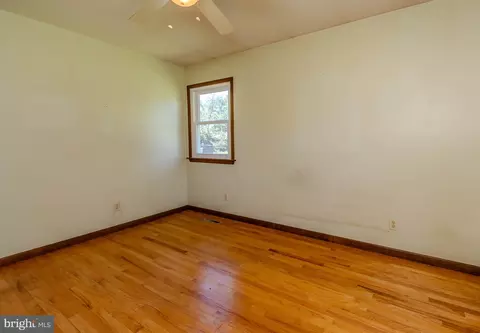 Bedroom - 2916 York Manor Rd, Phoenix, MD 21131 photo 3 of 7