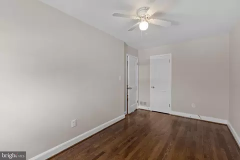 Bedroom - 2134 Redthorn Rd, Middle River, MD 21220 photo 5 of 7