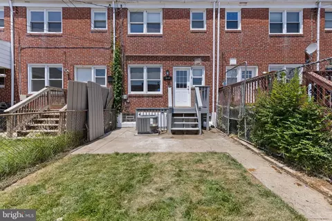 Exterior - 2134 Redthorn Rd, Middle River, MD 21220 photo 3 of 5
