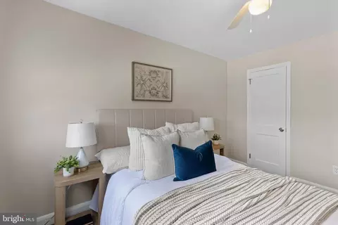 Bedroom - 2134 Redthorn Rd, Middle River, MD 21220 photo 3 of 7
