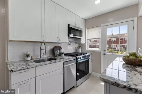 Kitchen - 2134 Redthorn Rd, Middle River, MD 21220 photo 1 of 2