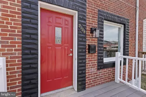 Exterior - 2134 Redthorn Rd, Middle River, MD 21220 photo 1 of 5