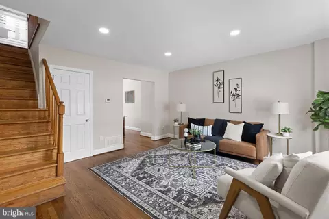 Living - 2134 Redthorn Rd, Middle River, MD 21220 photo 3 of 3