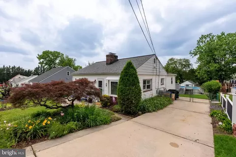 7930 Rolling View Ave, Nottingham, MD 21236 photo 3