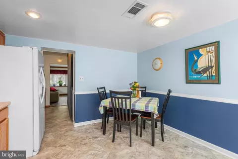 7930 Rolling View Ave, Nottingham, MD 21236 photo 11