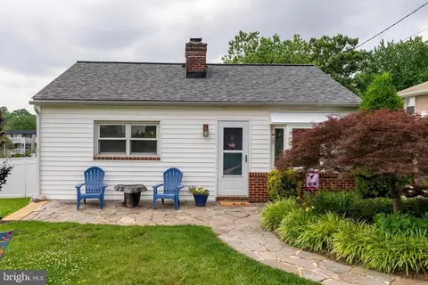 7930 Rolling View Ave, Nottingham, MD 21236 photo 2