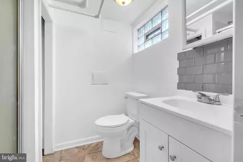 204 Burke Ave, Towson, MD 21286 photo 22