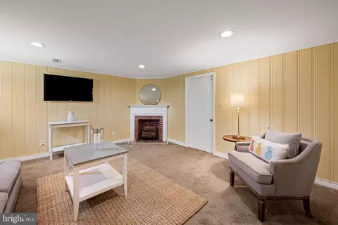 210 Stanmore Rd, Baltimore, MD 21212 photo 27