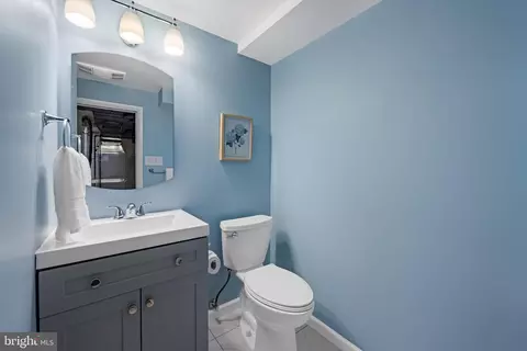 210 Stanmore Rd, Baltimore, MD 21212 photo 29