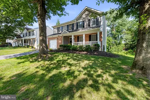12113 Long Lake Dr, Owings Mills, MD 21117