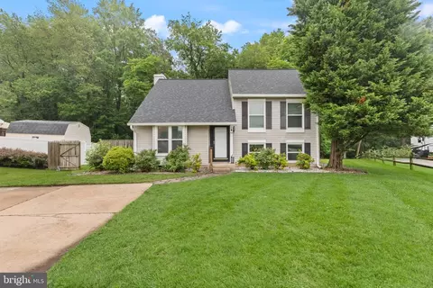 43 Maxa Ct, Middle River, MD 21220