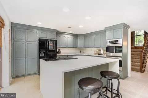 Kitchen - 2007 Wilson Rd, White Hall, MD 21161 photo 3 of 4