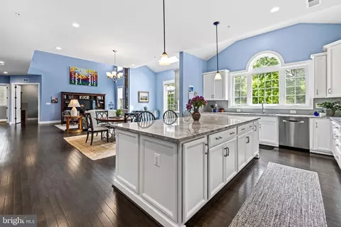 Kitchen - 14309 Oak Meadow Rd, Baldwin, MD 21013 photo 2 of 8