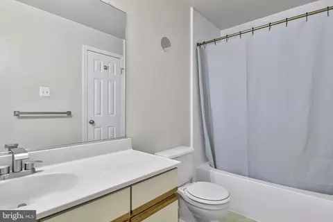 Bath - 20 Deer Run Ct #D, Halethorpe, MD 21227 photo 1 of 2