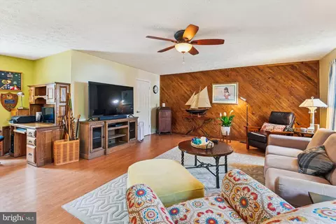 7138 Olivia Rd, Middle River, MD 21220 photo 16