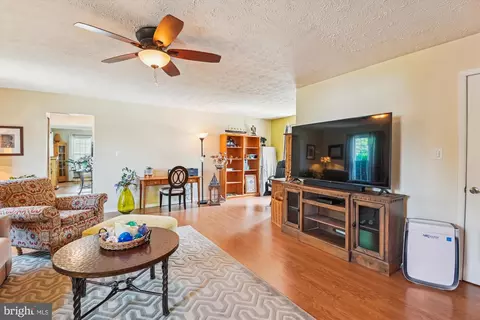 7138 Olivia Rd, Middle River, MD 21220 photo 15