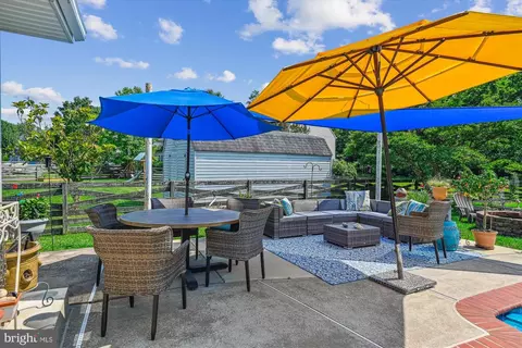7138 Olivia Rd, Middle River, MD 21220 photo 5