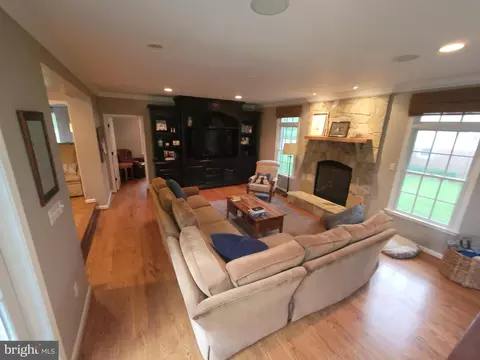 Living - 2424 Stanwick Rd, Phoenix, MD 21131 photo 4 of 7