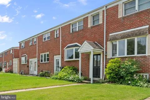 1117 Regina Dr, Halethorpe, MD 21227