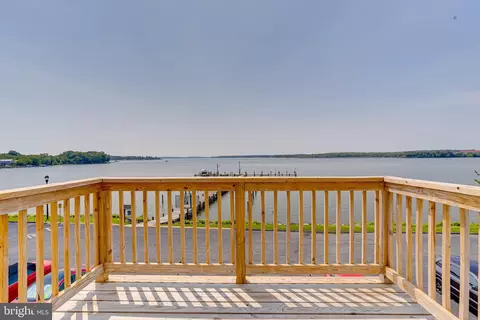 136 Villa Capri Cir, Essex, MD 21221