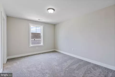 Bedroom - 7108 River Drive Rd, Sparrows Point, MD 21219 photo 3 of 5