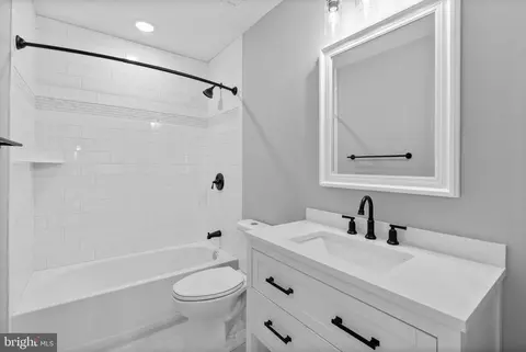 Bath - 7108 River Drive Rd, Sparrows Point, MD 21219 photo 5 of 5
