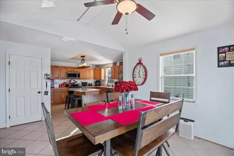 8255 Longpoint Rd, Dundalk, MD 21222 photo 34