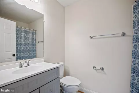 8255 Longpoint Rd, Dundalk, MD 21222 photo 41