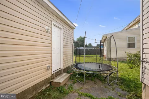 8255 Longpoint Rd, Dundalk, MD 21222 photo 18