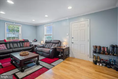 8255 Longpoint Rd, Dundalk, MD 21222 photo 22