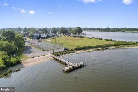 8255 Longpoint Rd, Dundalk, MD 21222 photo 6