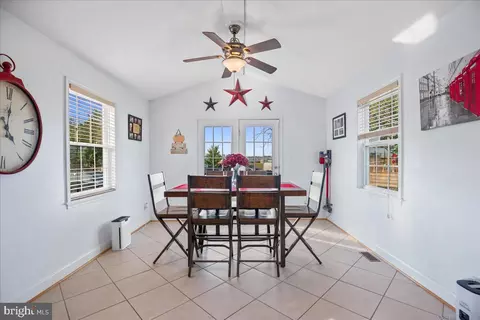 8255 Longpoint Rd, Dundalk, MD 21222 photo 31