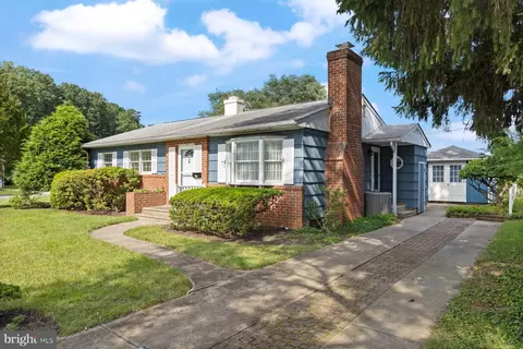 221 Burning Tree Rd, Lutherville Timonium, MD 21093