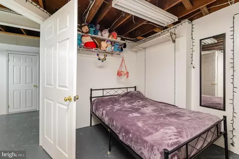 Bedroom - 5200 Daybreak Ct, Baltimore, MD 21206 photo 5 of 6